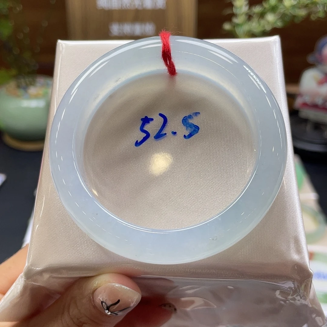 翡翠未镶嵌手镯46 号