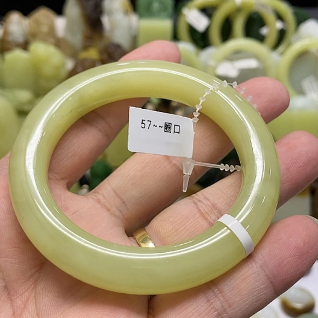 【闪购商品】颈饰未镶嵌和田玉