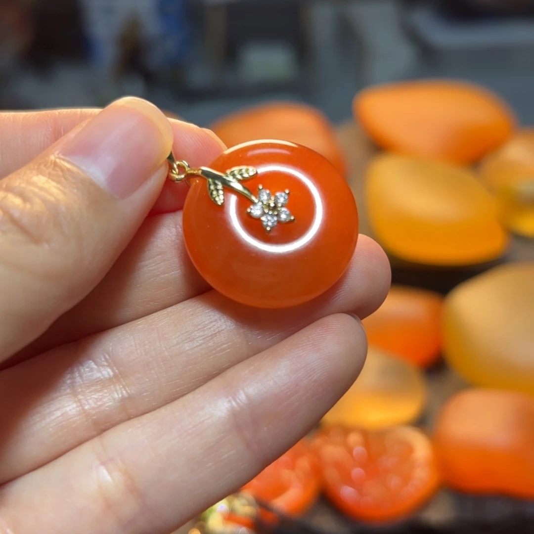 祥***6未镶嵌挂件石英岩玉