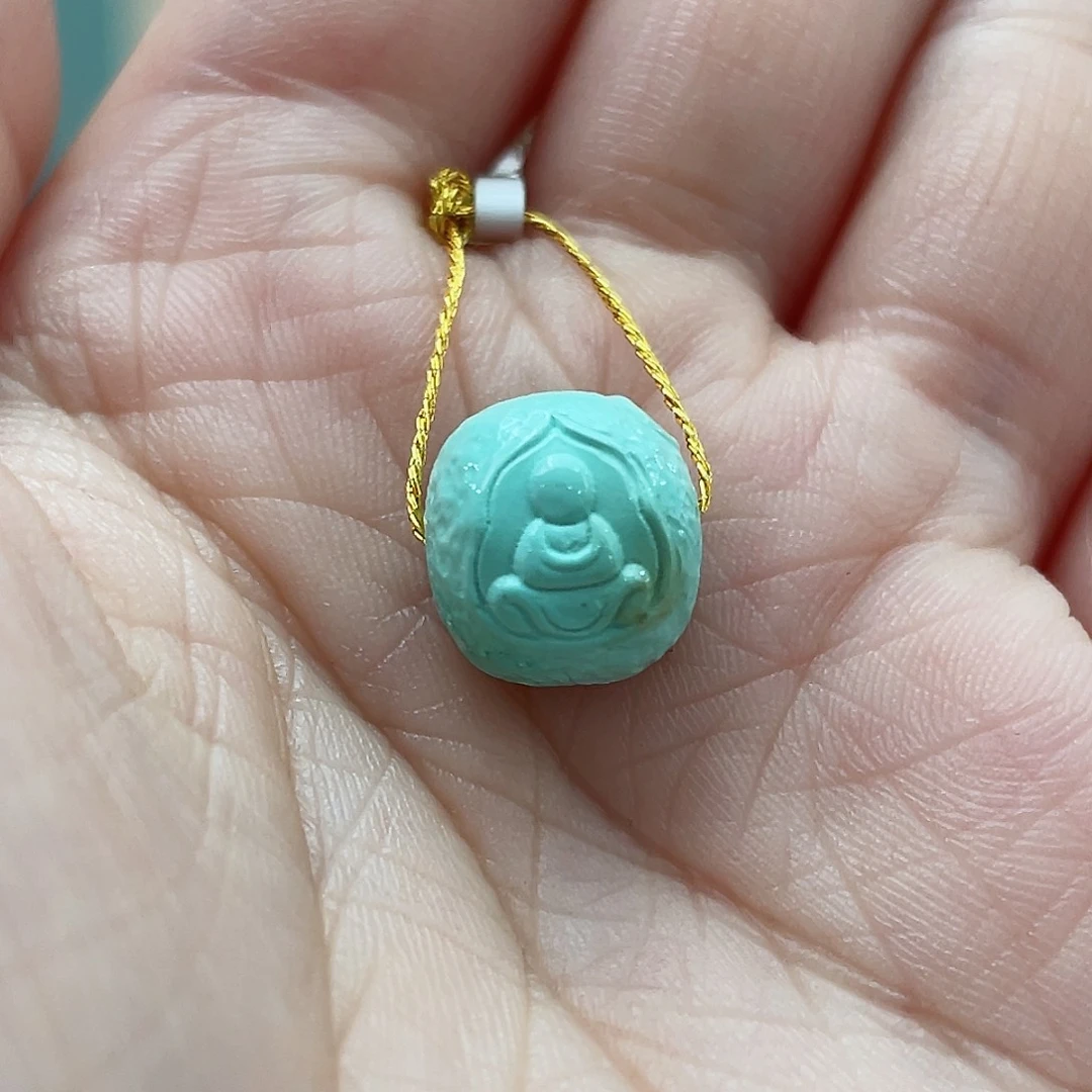 绿松石颈饰未镶嵌