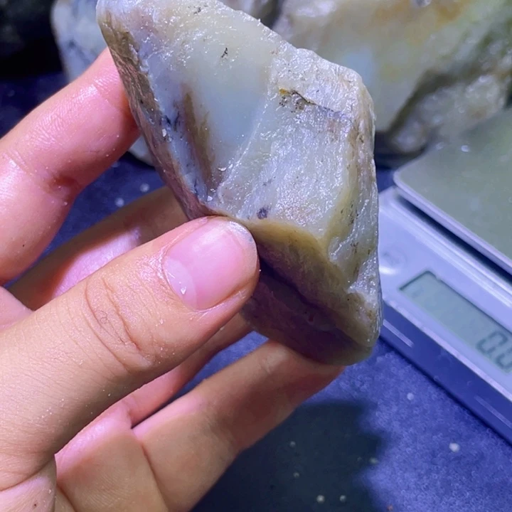 未镶嵌和田玉珠宝半成品