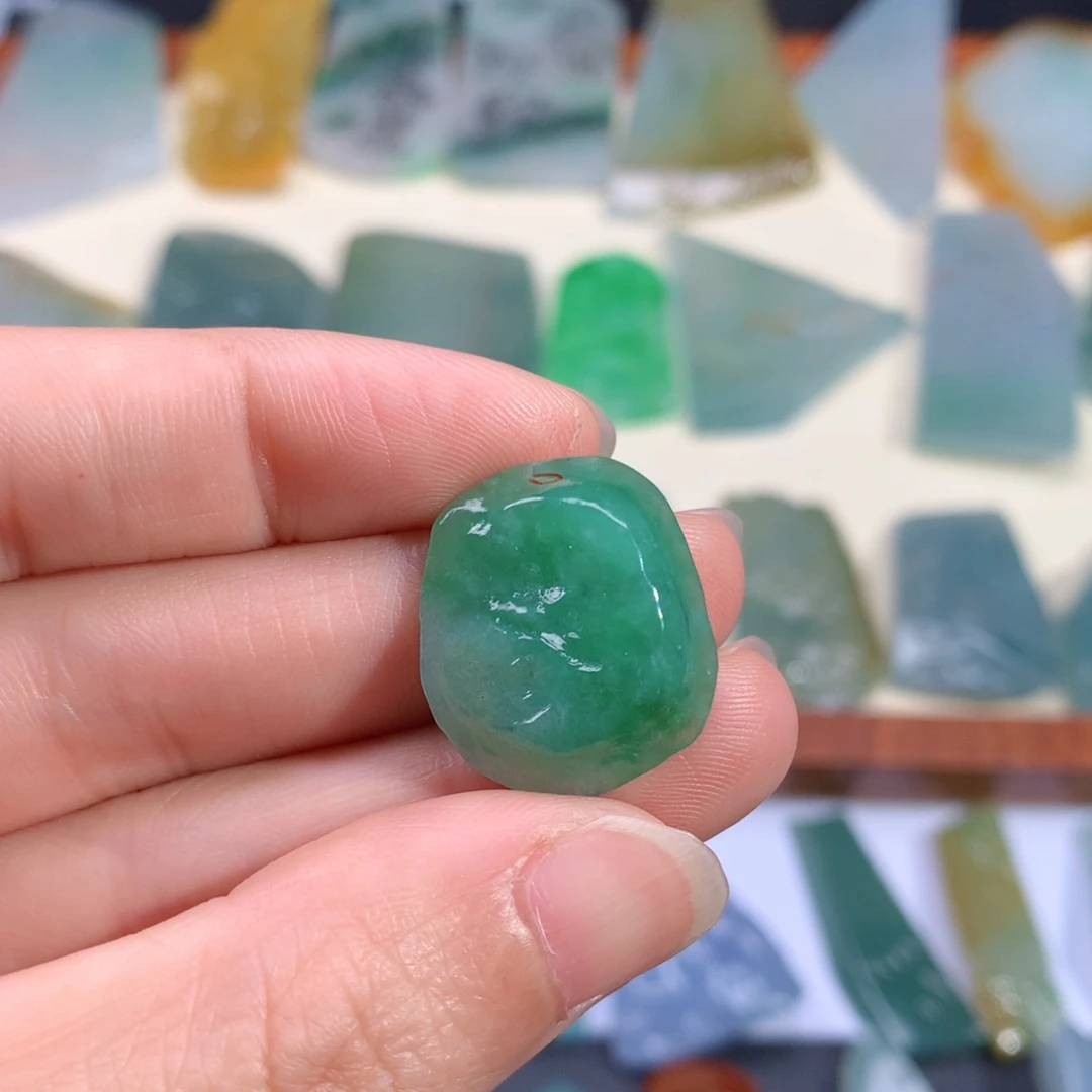 翡翠未镶嵌颈饰天然缅甸翡翠包邮