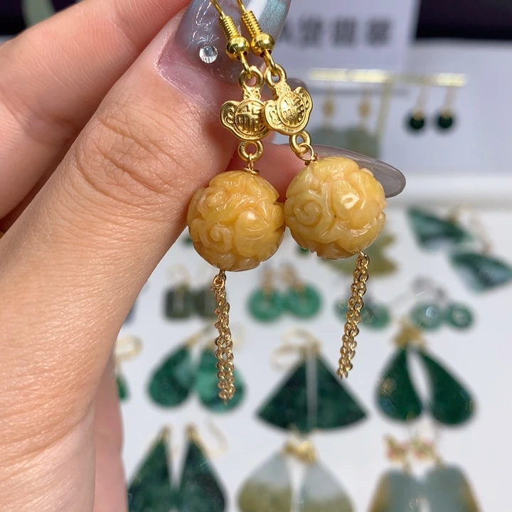 翡翠未镶嵌耳饰耳饰