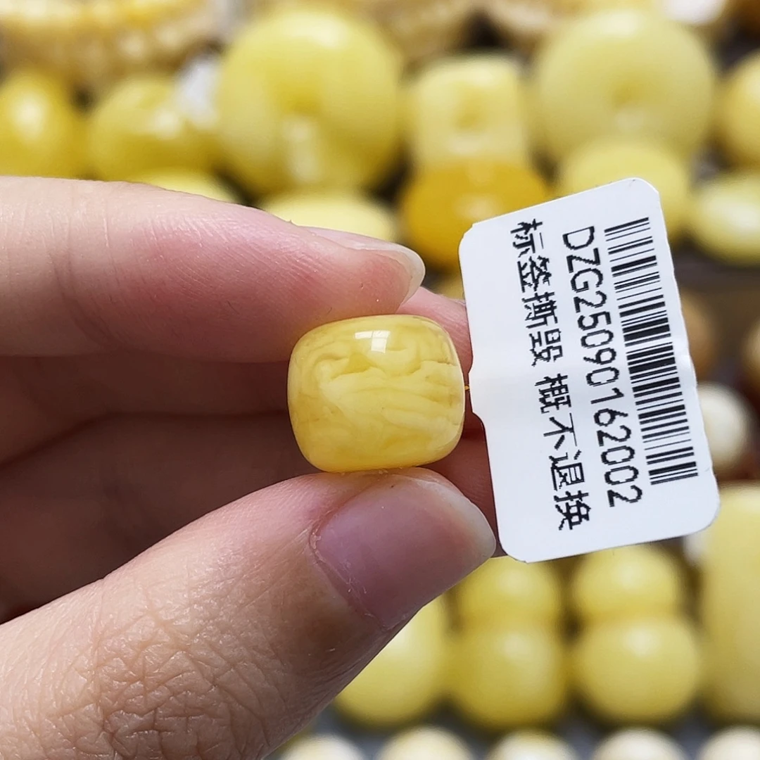 裸石琥珀未镶嵌12.3*10.4mm虎皮妖花老型瑕