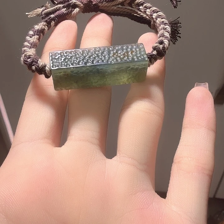 岫玉未镶嵌手牌手工锤纹