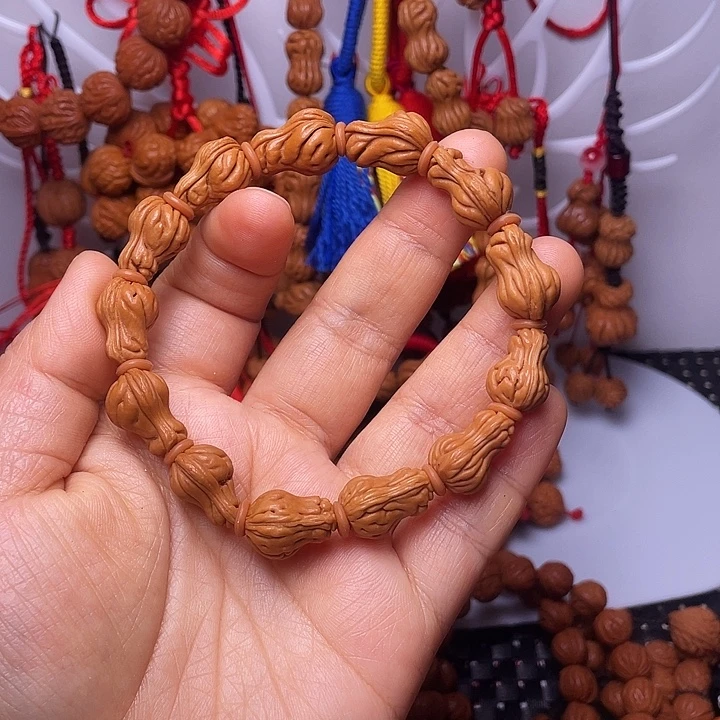 吊坠桃核龙纹桃枭