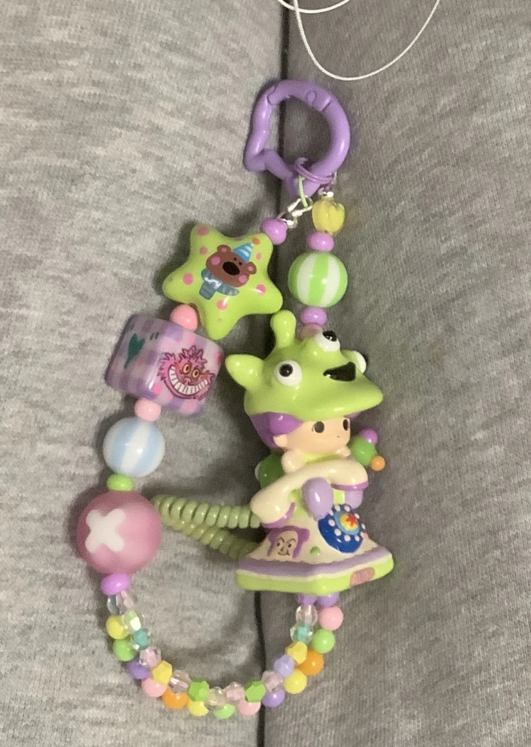 三眼仔绿紫手机链