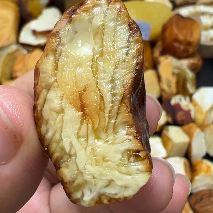 未镶嵌定制琥珀蜜蜡