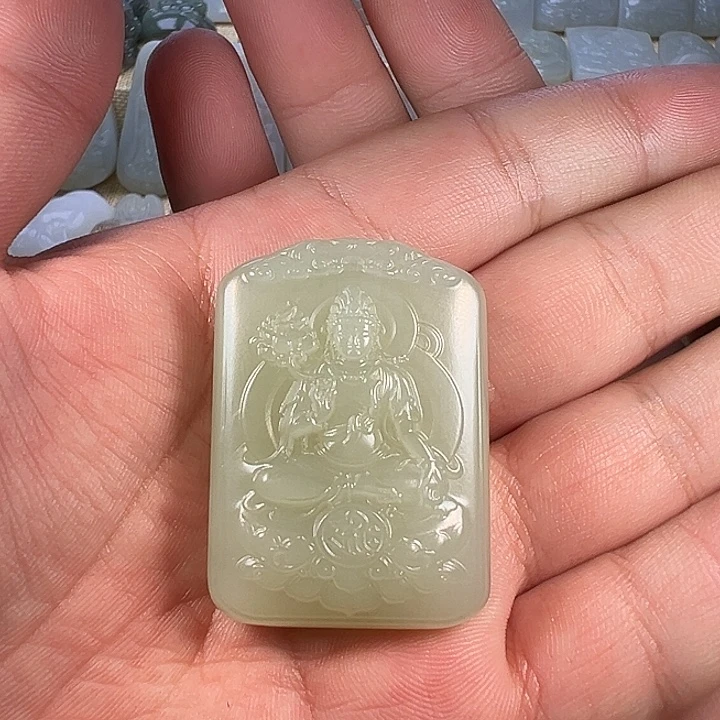 *****和田玉未镶嵌颈饰