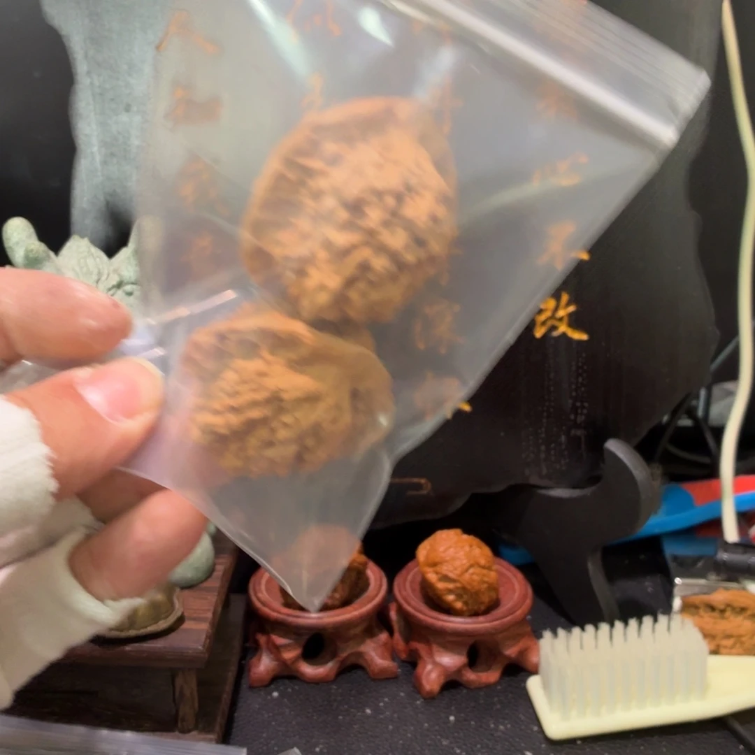 吊坠桃核官帽无药5元