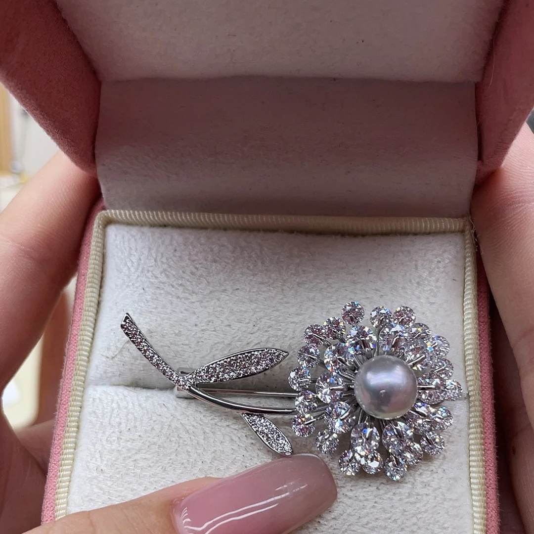 未镶嵌海水珍珠胸饰E1