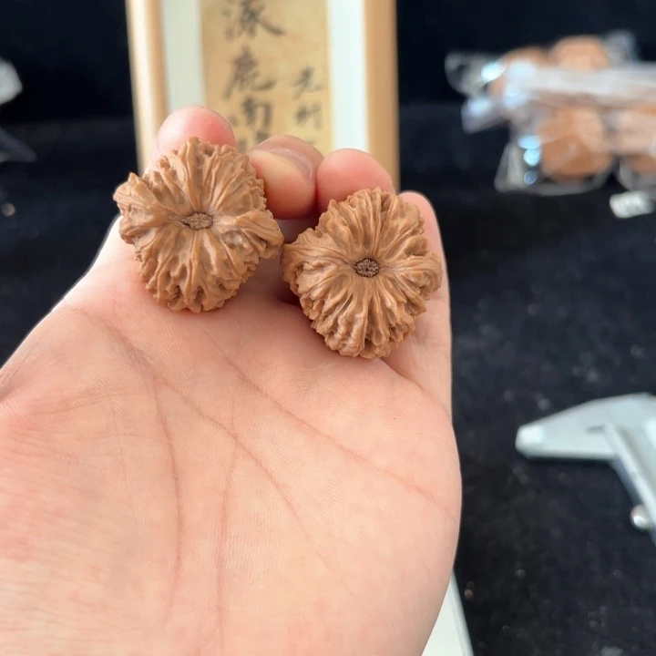 文玩核桃吊坠我***?南将