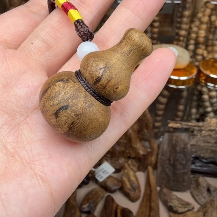 沉香沉香碎屑文莱留疤沉香葫芦5克