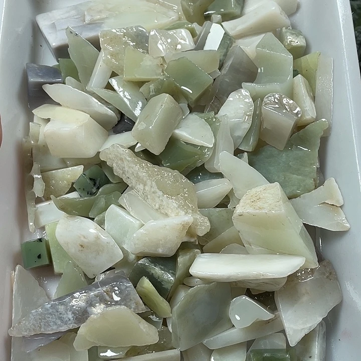 和田玉未镶嵌珠宝半成品