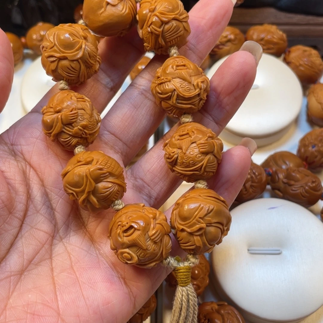 正圆财神橄榄核手串