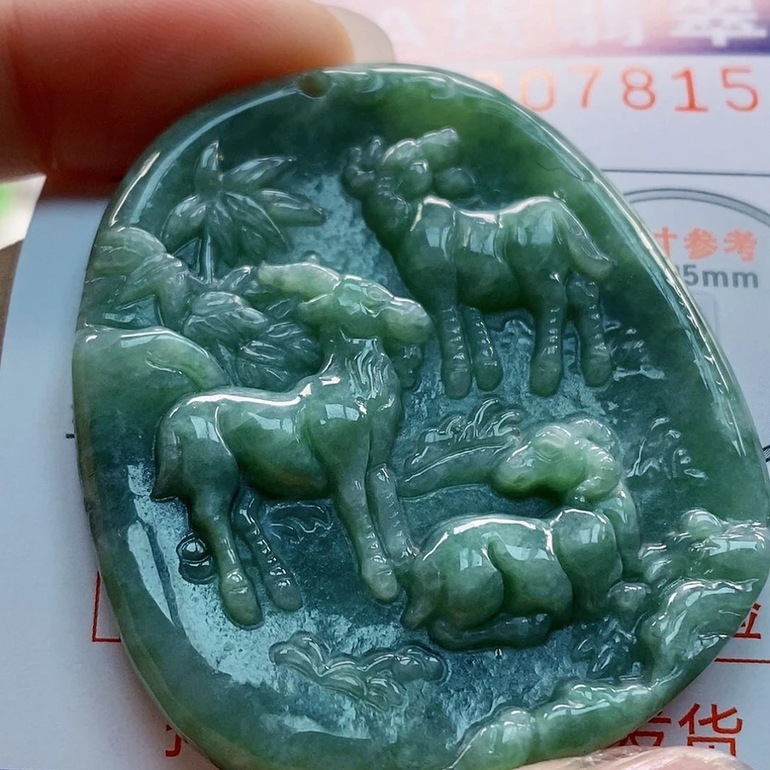 吊坠(不含链)未镶嵌翡翠