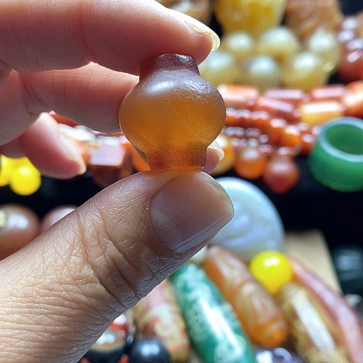 玛瑙/玉髓颈饰合金