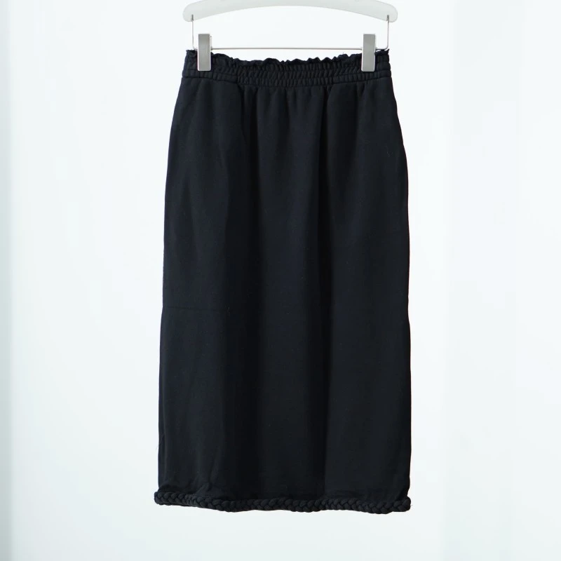 尚系列  E284  女装时尚松紧半身裙黑色FW13Y25