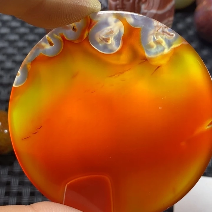 玛瑙/玉髓颈饰未镶嵌翟****心