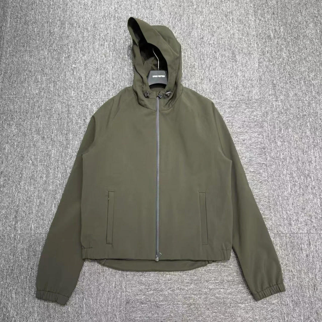 99新  纯色冲锋衣外套/ s码 /编码12441