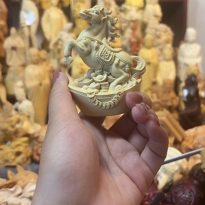 黄杨木黄杨木瑕疵马