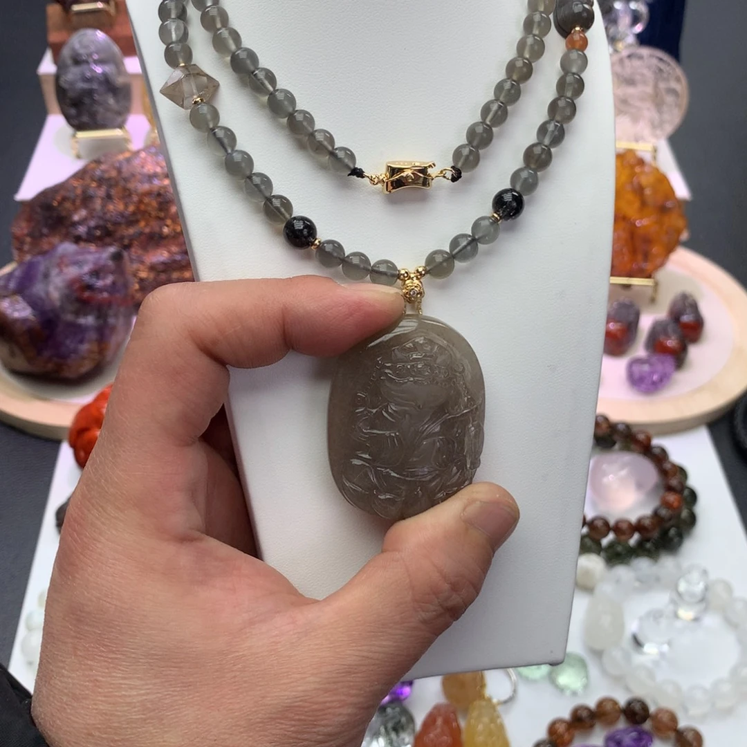 颈饰未镶嵌水晶吊坠