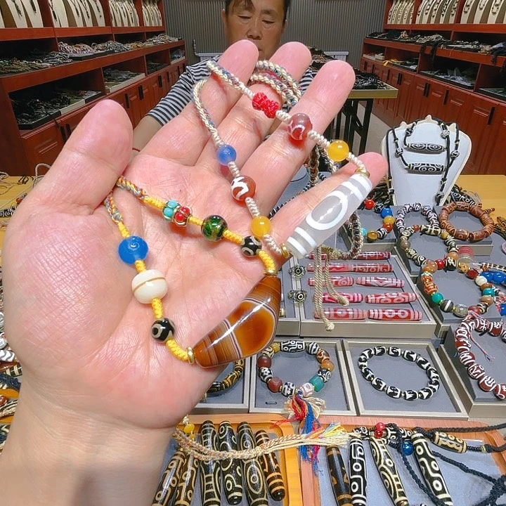 未镶嵌玛瑙/玉髓珠宝奇石