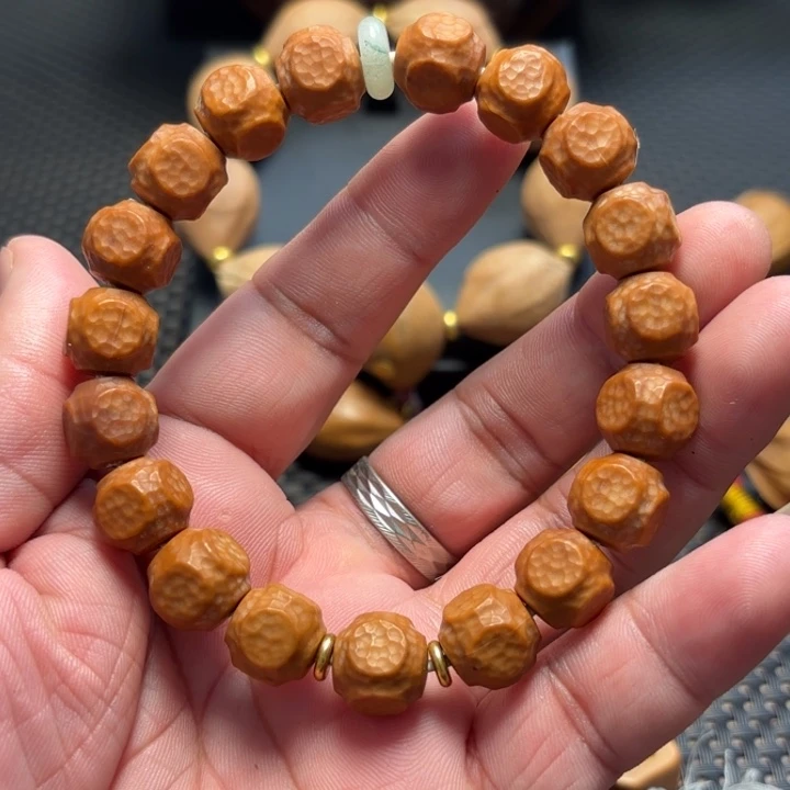 橄榄核手串猴头手串