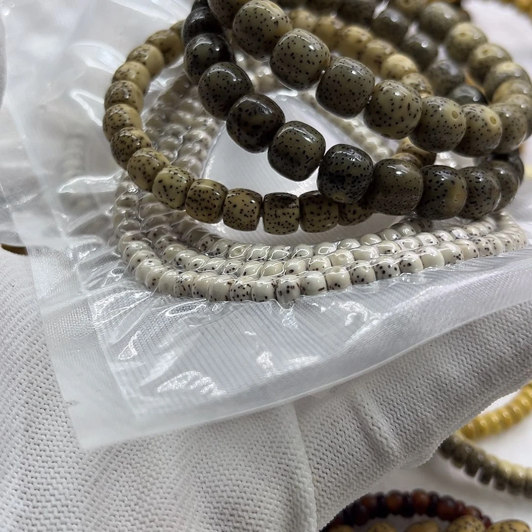 星月菩提吊坠自****了五条