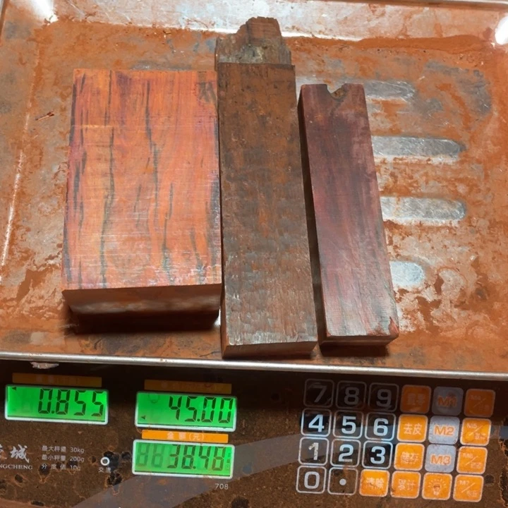 檀香紫檀（小叶紫檀）熙*紫檀三块