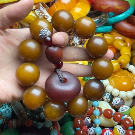 未镶嵌琥珀手串蜜蜡