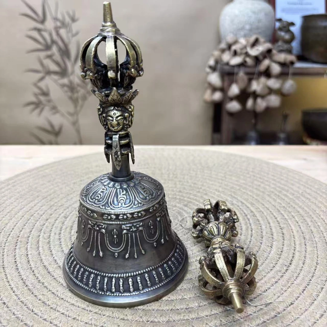 尼泊尔金刚铃铜器