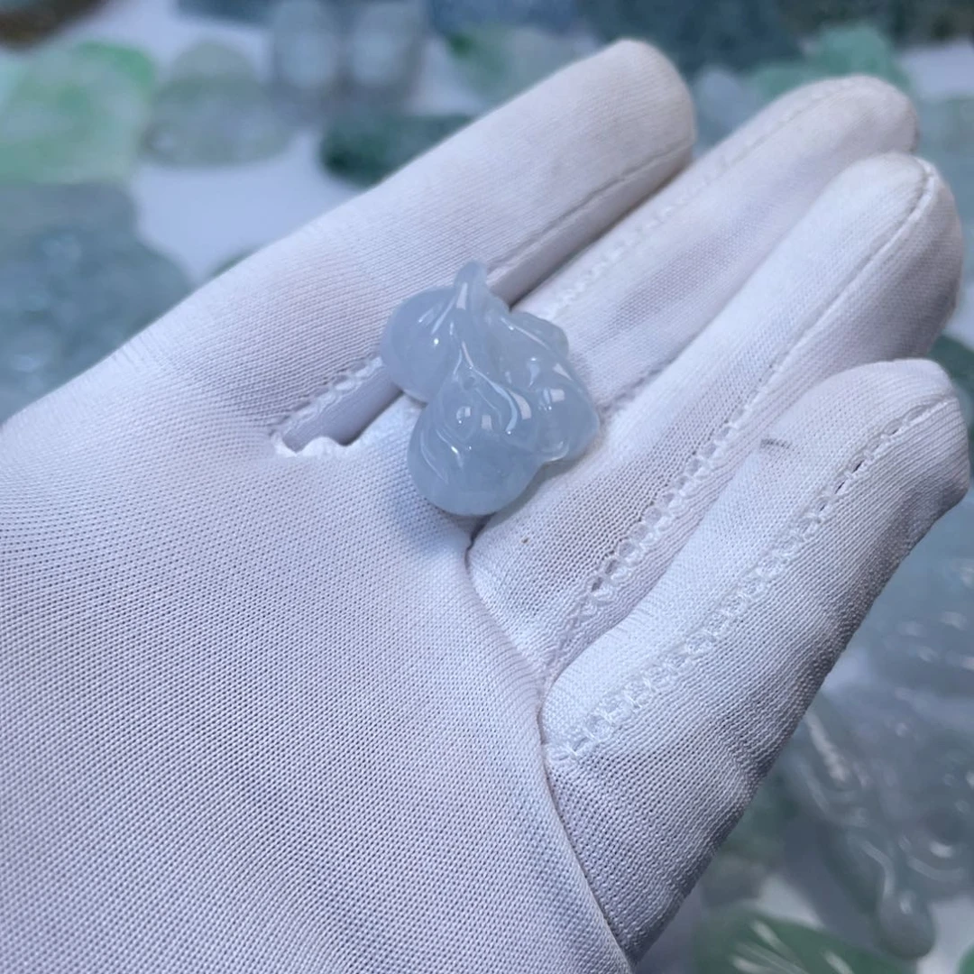 颈饰未镶嵌翡翠1