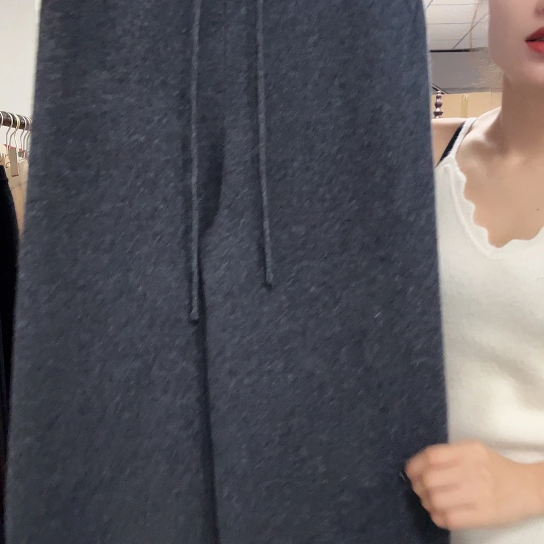 20羊绒灰色直筒裤小码