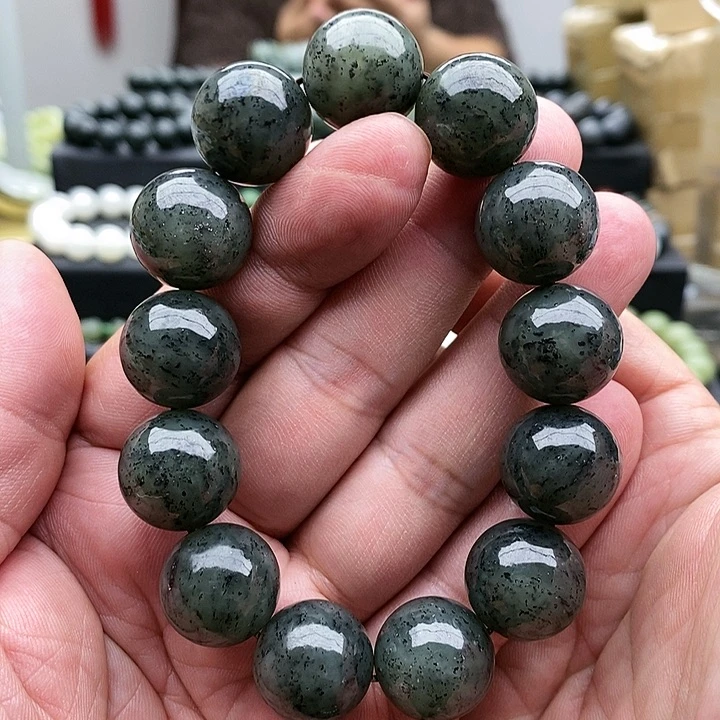 【闪购商品】未镶嵌手串和田玉18青花