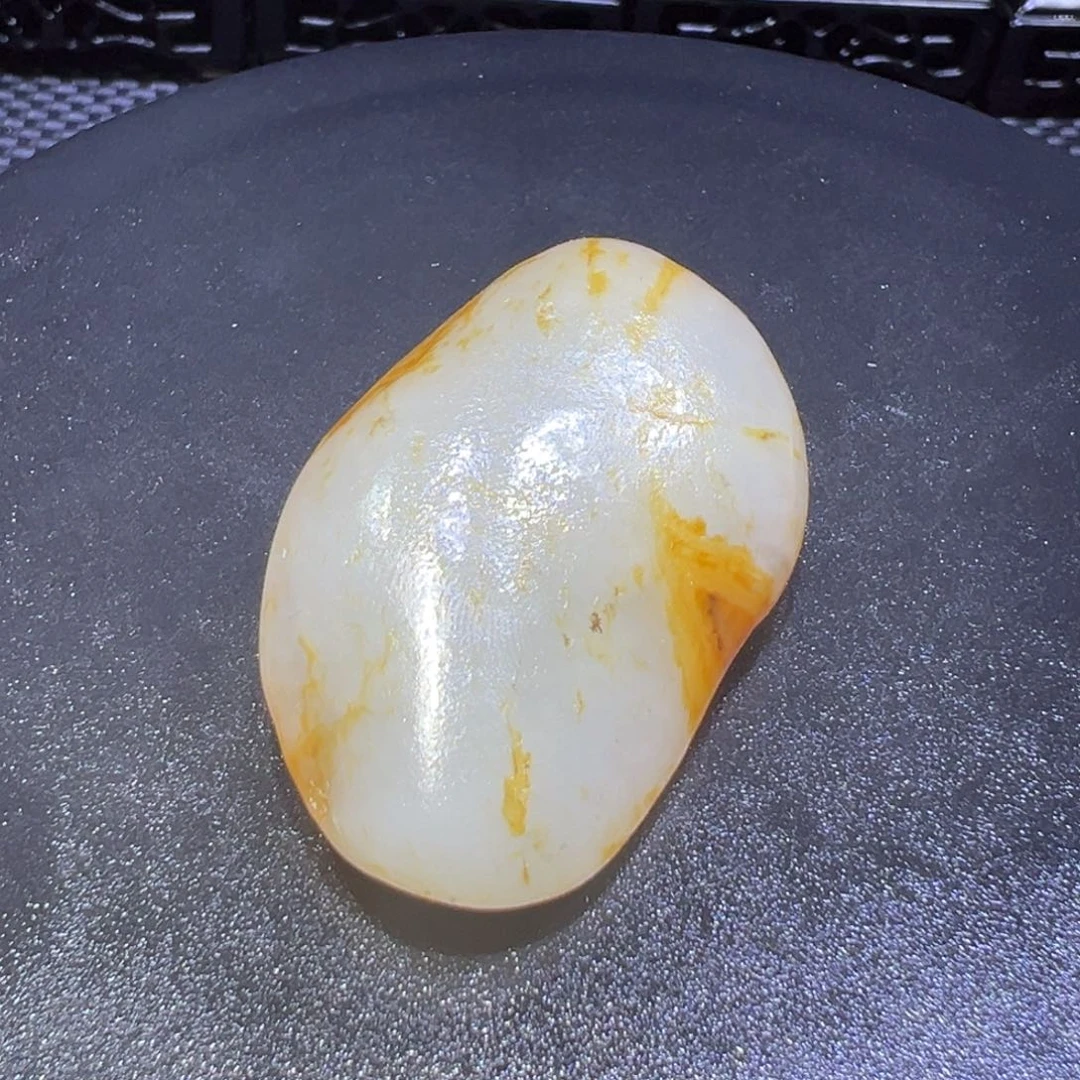 和田玉（子料）未镶嵌颈饰38克-36