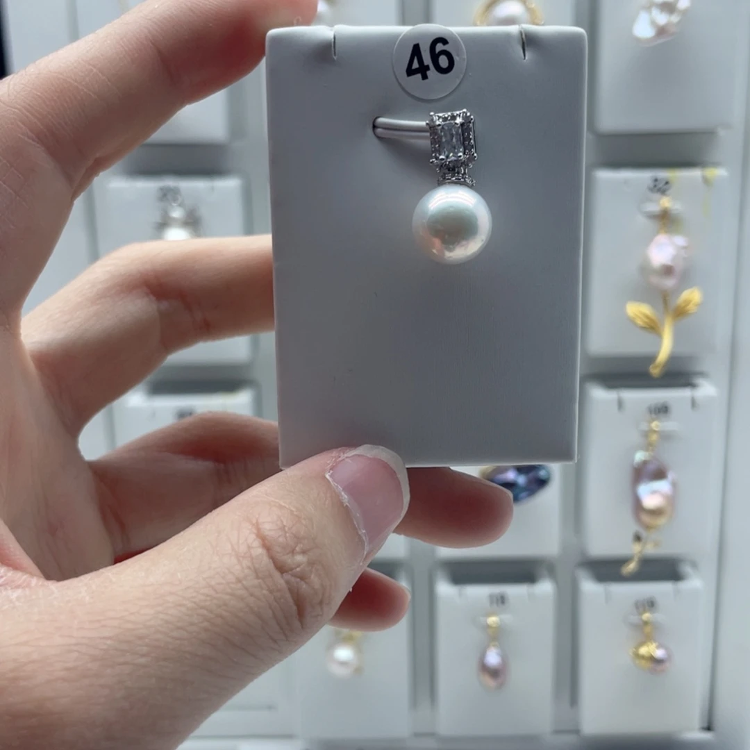 淡水珍珠颈饰合金