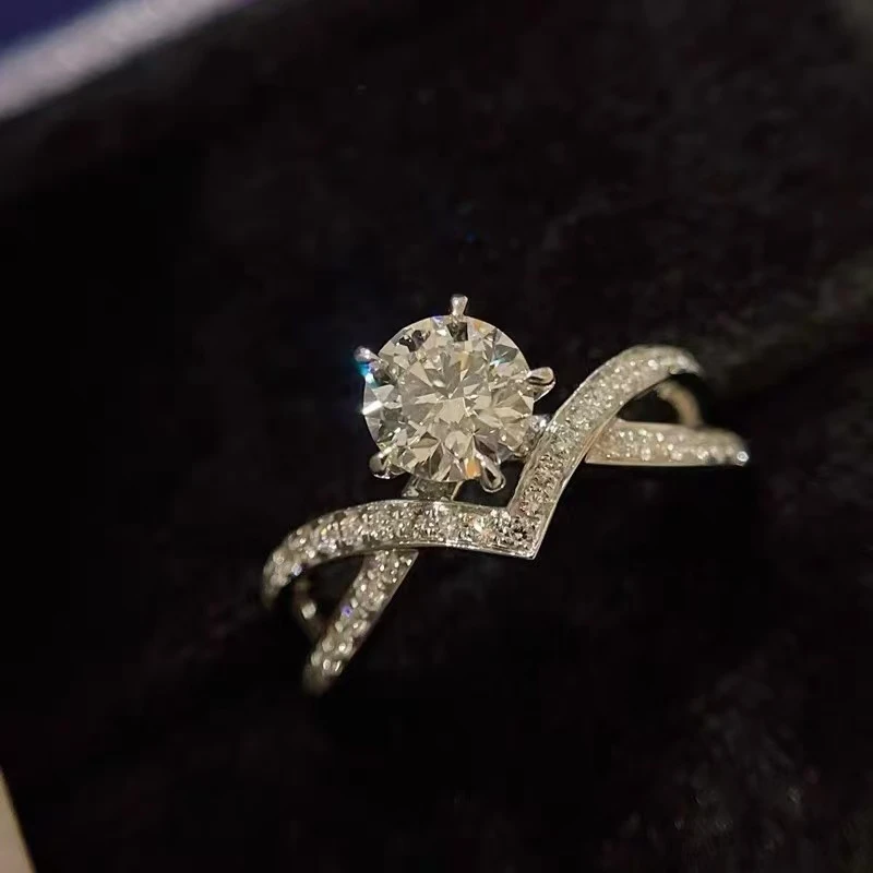 925银莫桑石戒指 【爱意皇冠】1克拉-2克拉