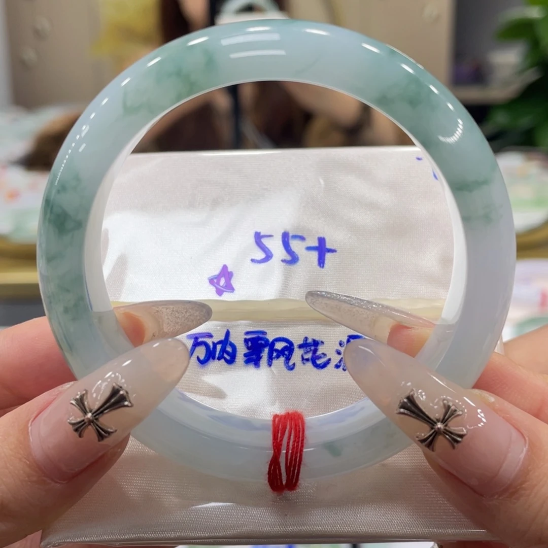 未镶嵌手镯翡翠翡翠