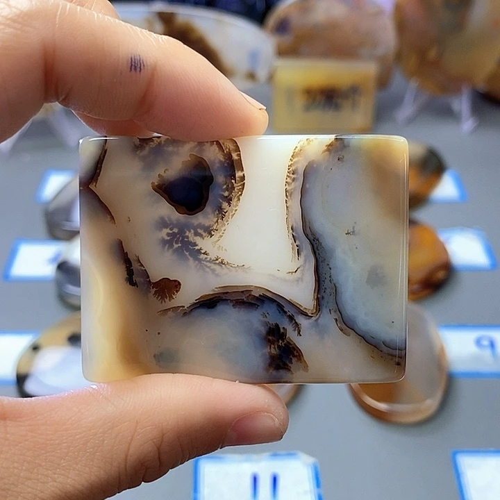 玛瑙/玉髓未镶嵌珠宝半成品