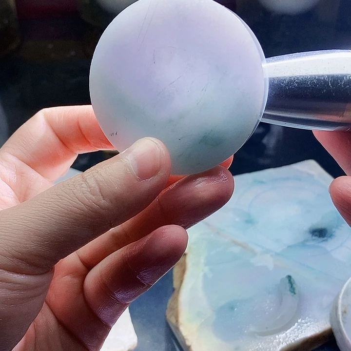 翡翠未镶嵌颈饰毛料5