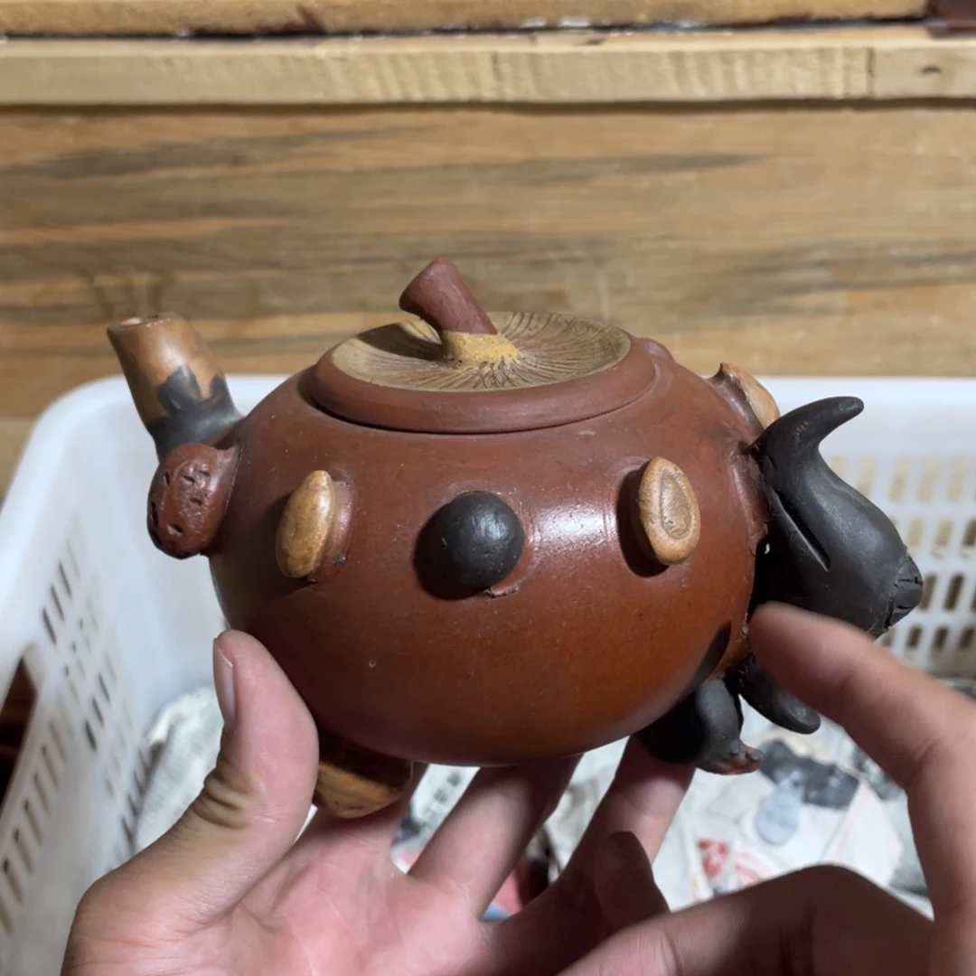 茶壶紫砂老厂紫砂壶一件？