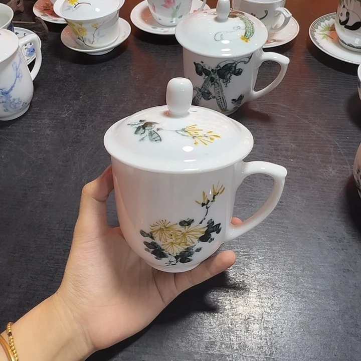 景德镇的陶瓷瓷器