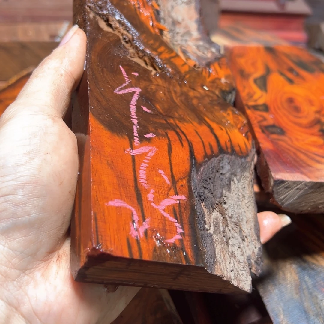 @***特交趾黄檀（大红酸枝）