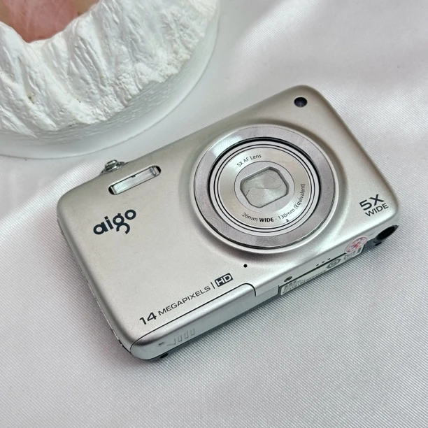 9新 aigo/爱国者 爱国者F360 CCD数码相机