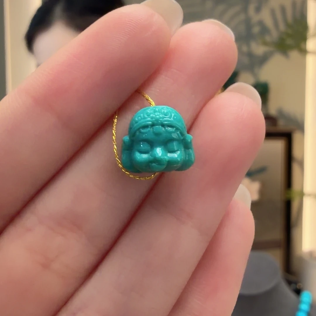 绿松石未镶嵌颈饰