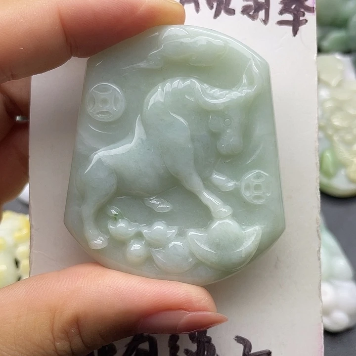 翡翠未镶嵌颈饰天然翡翠