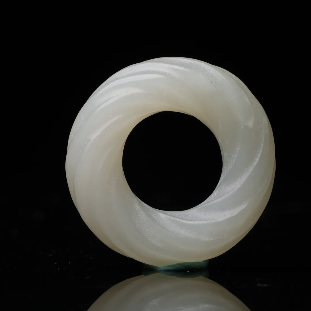 清代和田玉绞丝环-LM