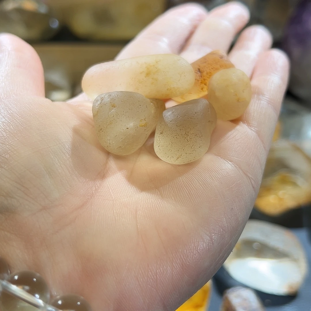 水晶手串未镶嵌水晶原石