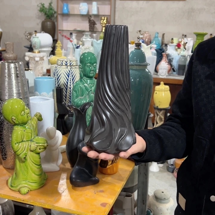 瓶高度28厘米口径4厘米微瑕捡漏